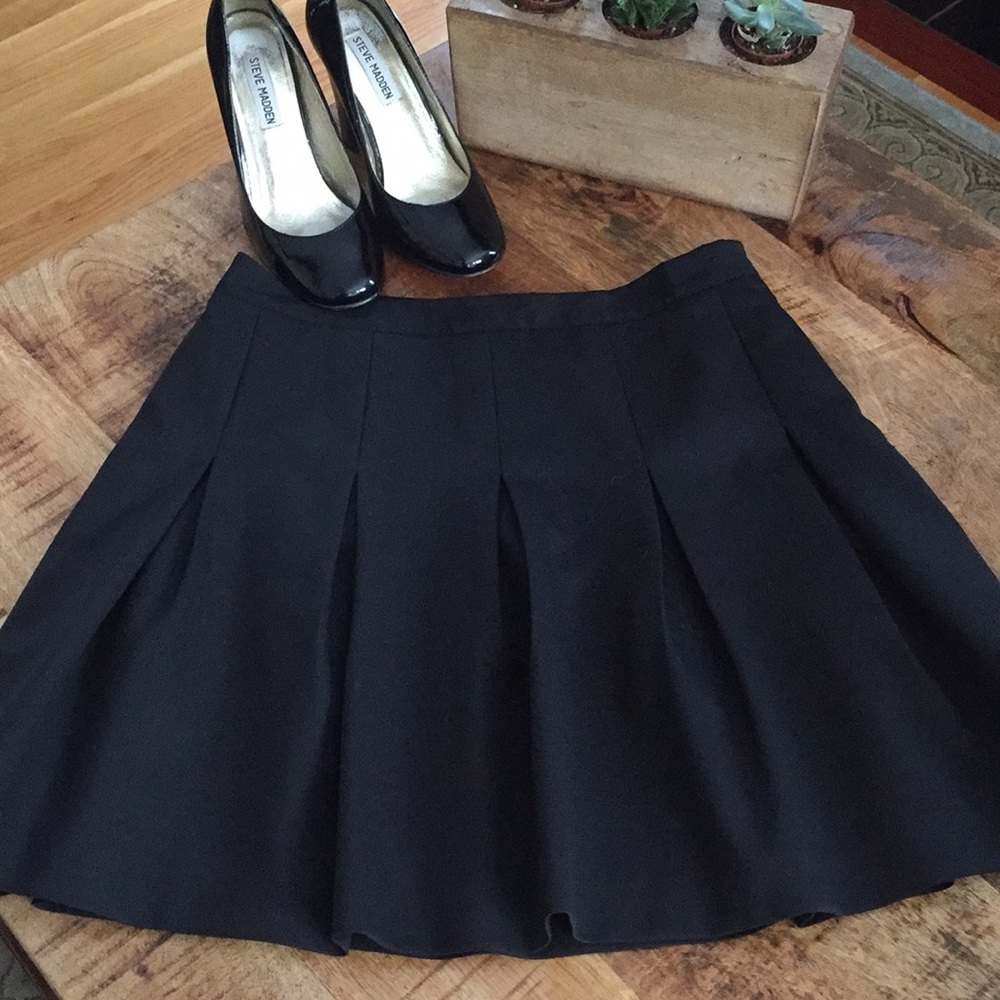 Club Monaco Black Skirt
